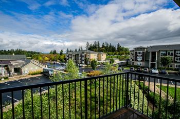 Kielo at grass valley apartments patio balcony